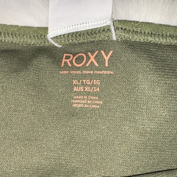 Roxy Olive Green 2 Piece Swimsuit 🩱 - Picture 7 of 12